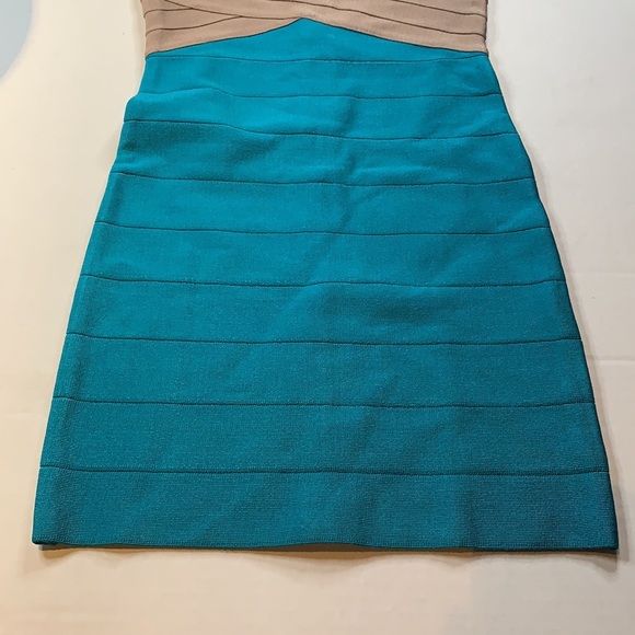 Bebe cross Front color block dress - Picture 3 of 8